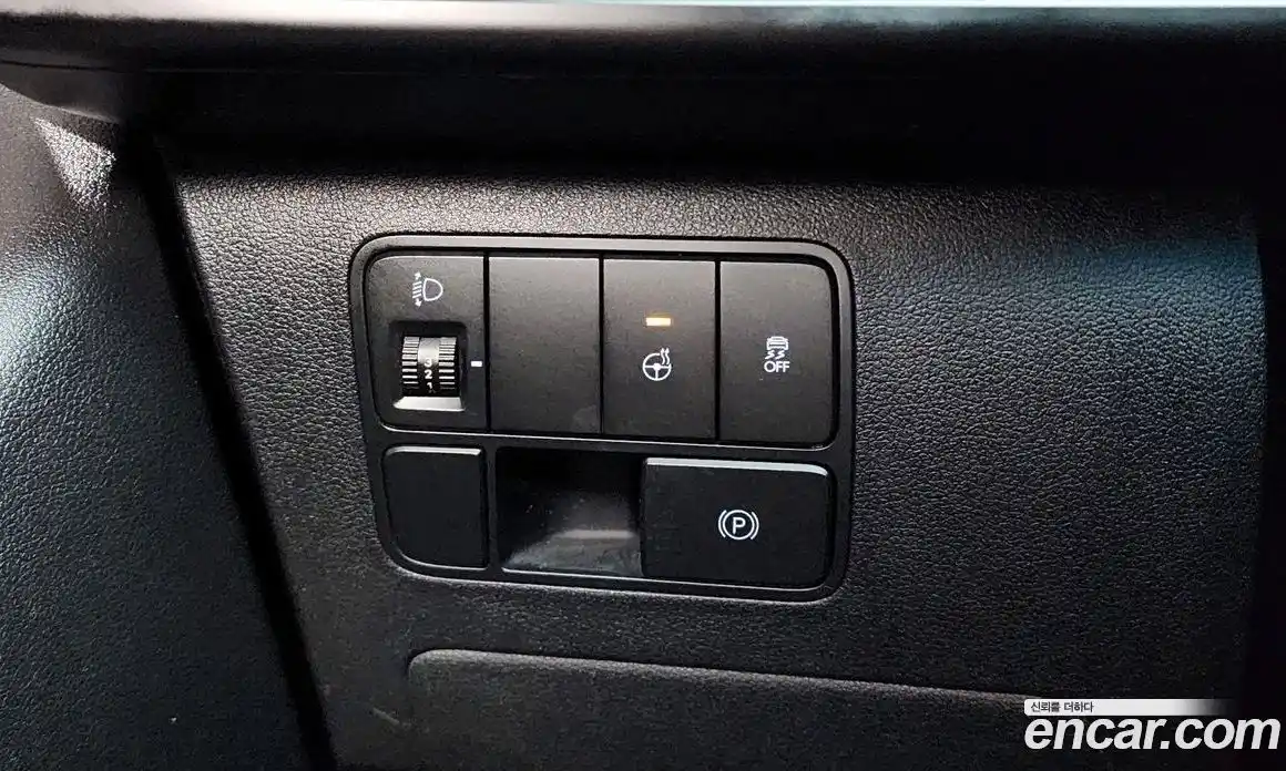 Hyundai Staria 2024 3.5 Автомат в Москве № 530270, фото 13