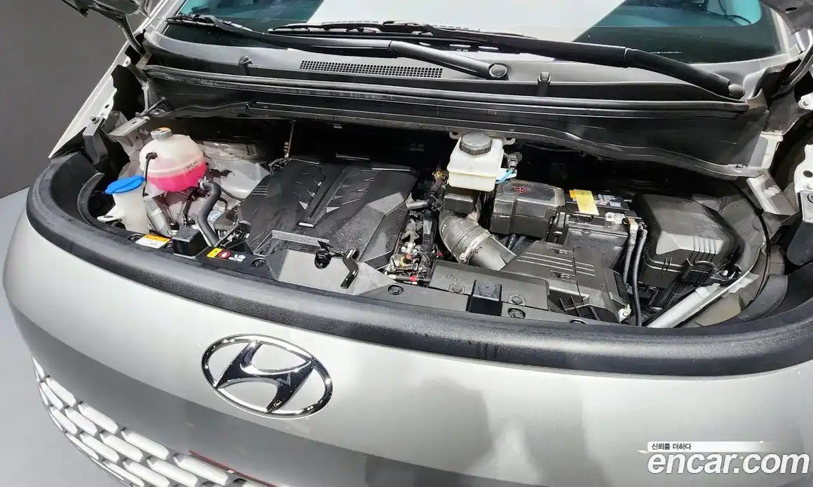 Hyundai Staria 2024 3.5 Автомат в Москве № 530270, фото 6