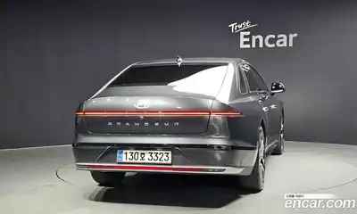Hyundai Grandeur 2023 1.6 Автомат в Москве № 530589, миниатюра 4