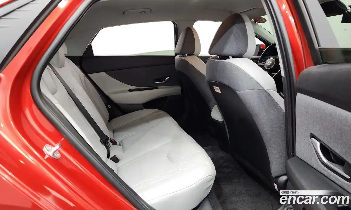 Hyundai Avante 2021 1.6 Автомат в Москве № 530726, фото 12