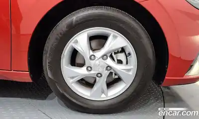 Hyundai Avante 2021 1.6 Автомат в Москве № 530726, миниатюра 5