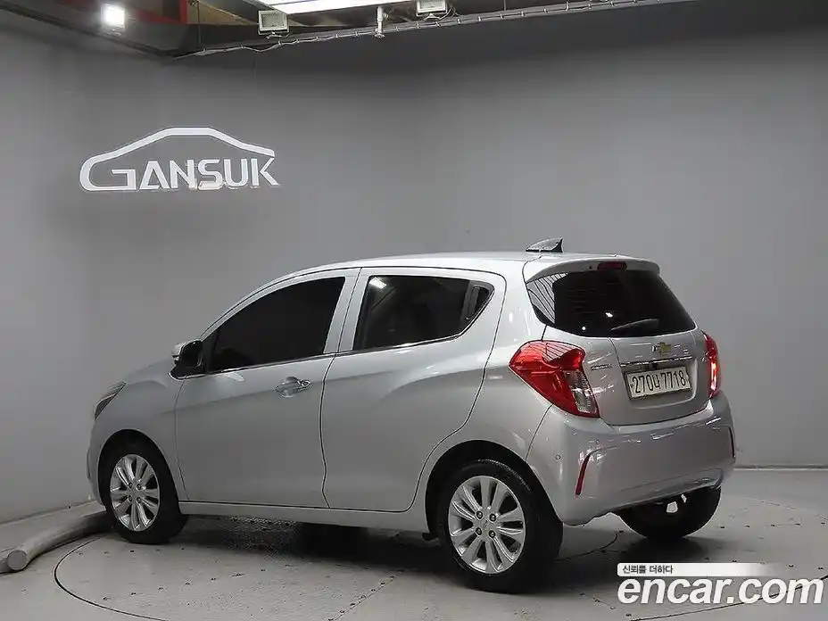 Chevrolet Spark 2017 1.0 Автомат в Москве № 531844, фото 3