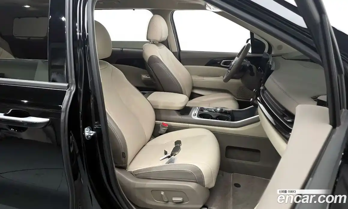 Kia Canival 2025 1.6 Автомат в Москве № 532041, фото 11