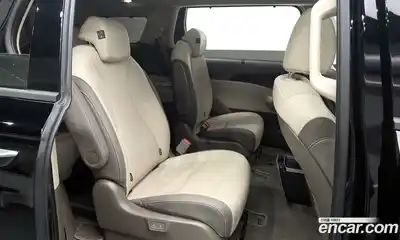 Kia Canival 2025 1.6 Автомат в Москве № 532041, миниатюра 12