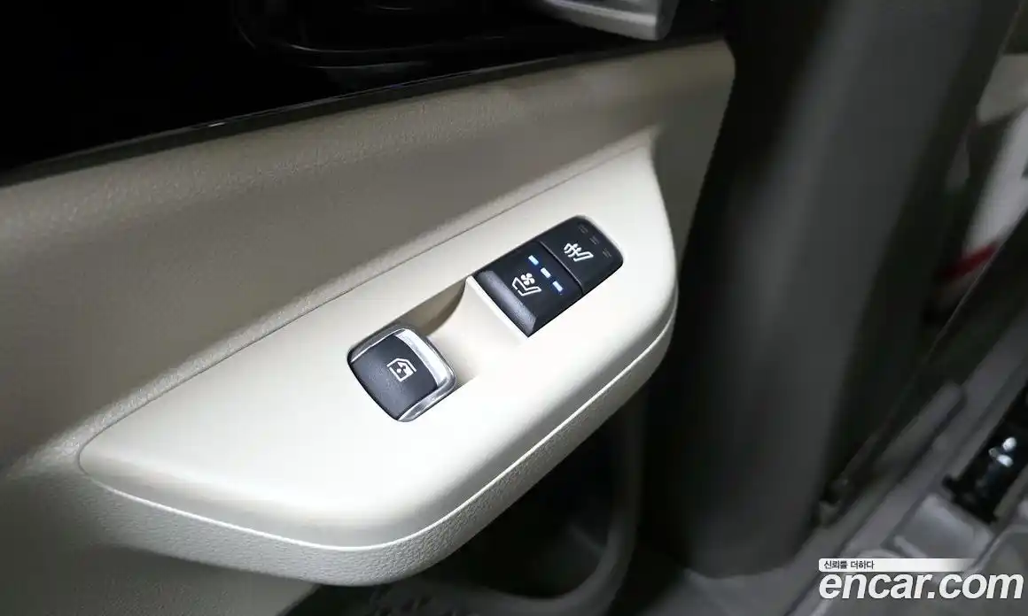 Kia Canival 2025 1.6 Автомат в Москве № 532041, фото 19