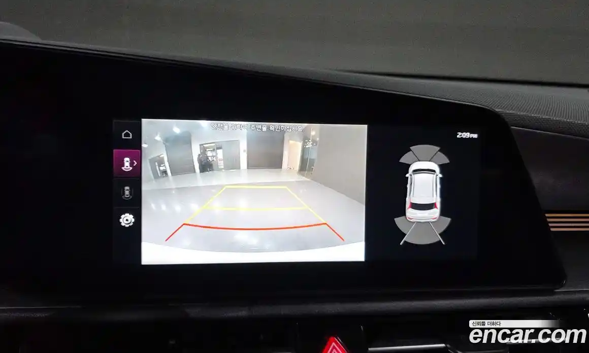 Kia Niro 2023 1.6 Автомат в Москве № 532656, фото 16