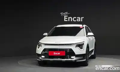 Kia Niro 2023 1.6 Автомат в Москве № 532656, миниатюра 3