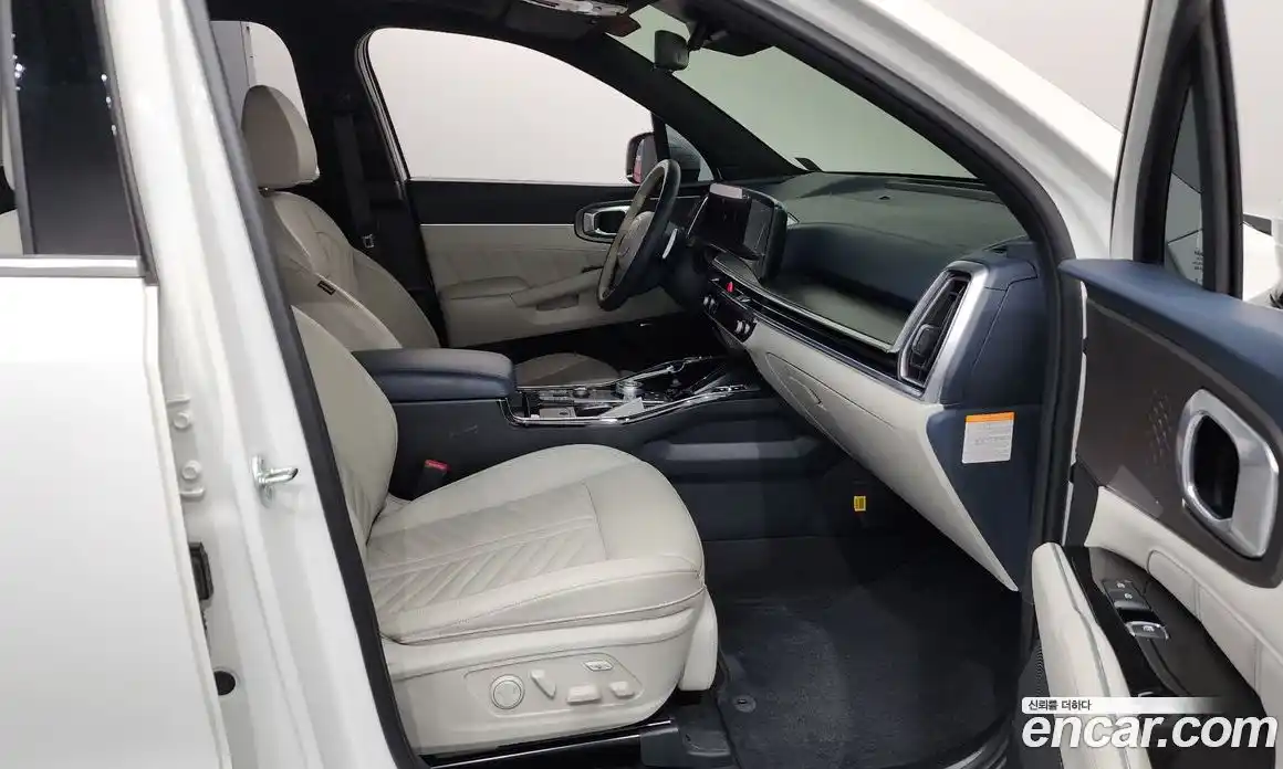 Kia Sorento 2024 1.6 Автомат в Москве № 532705, фото 10