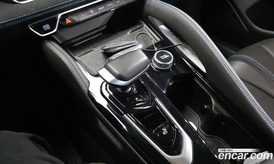 Renault Grand Koleos 2025 1.5 Автомат в Москве № 533275, фото 8