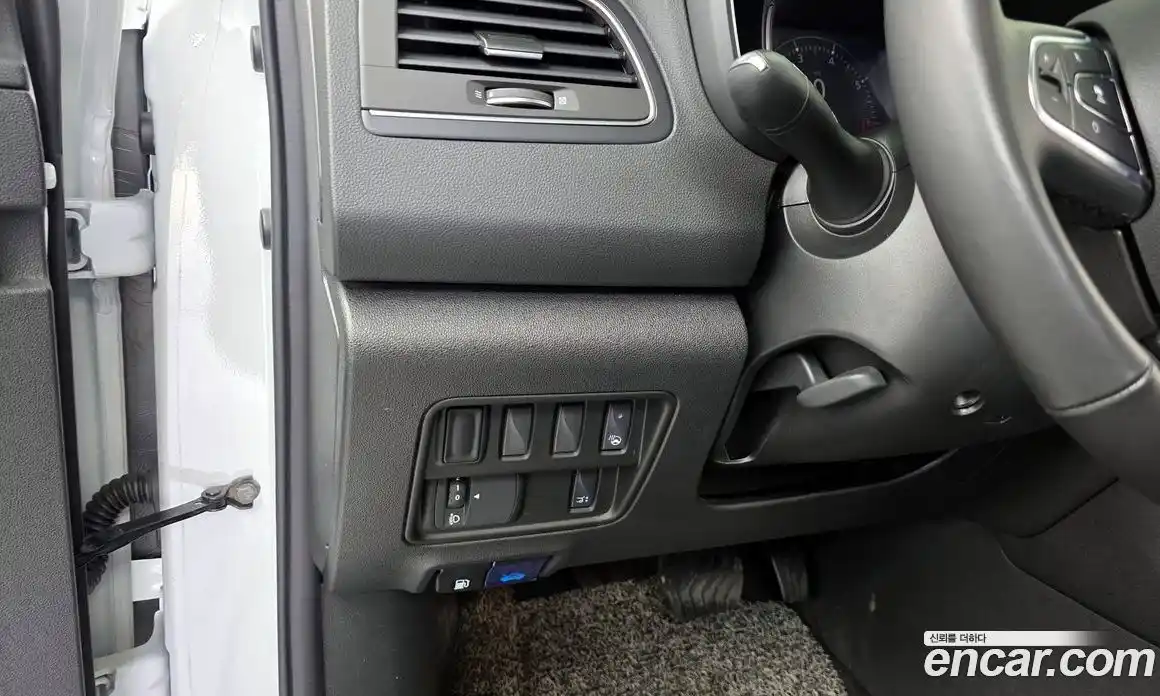 Renault QM6 2022 2.0 Автомат в Москве № 533300, фото 15