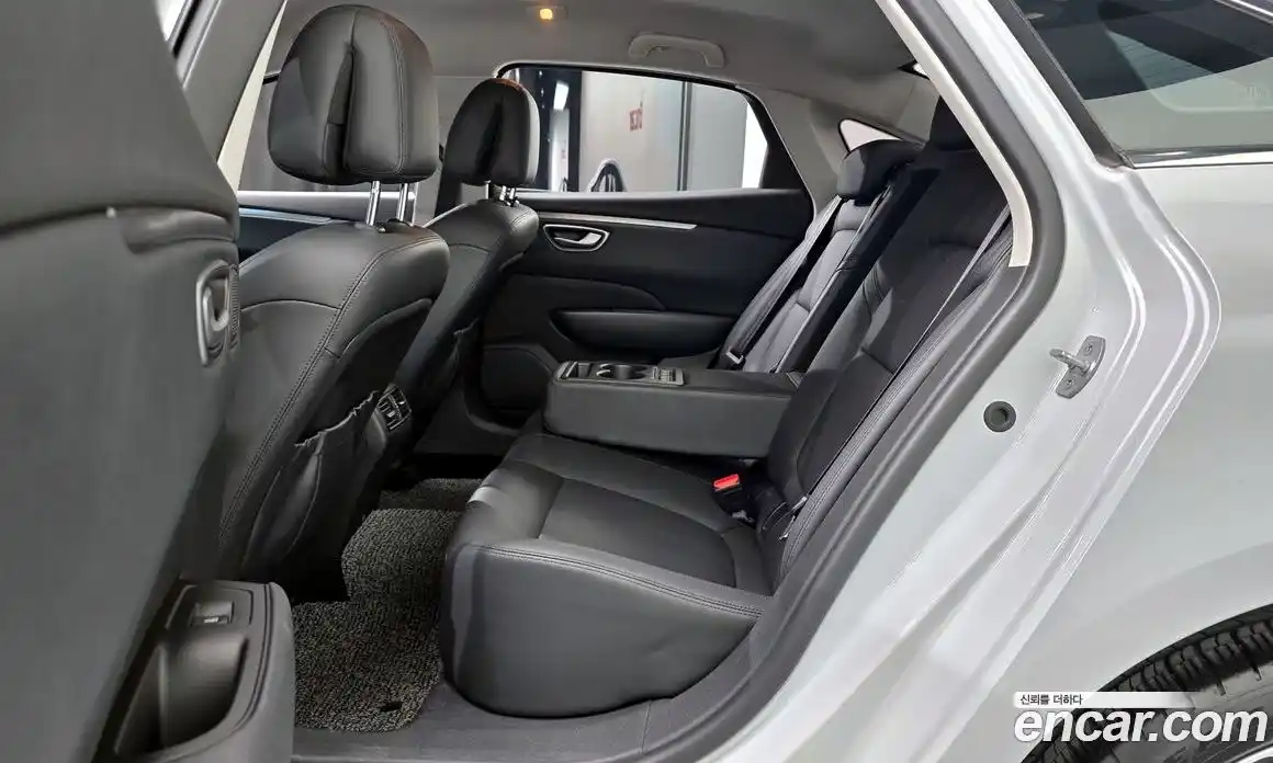 Renault SM6 2019 2.0 Автомат в Москве № 533445, фото 11