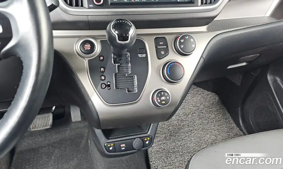 Kia Ray 2021 1.0 Автомат в Москве № 534671, фото 9