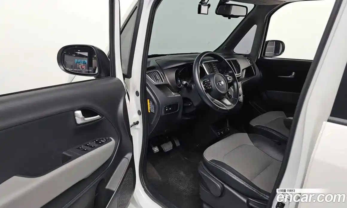 Kia Ray 2021 1.0 Автомат в Москве № 534671, фото 10