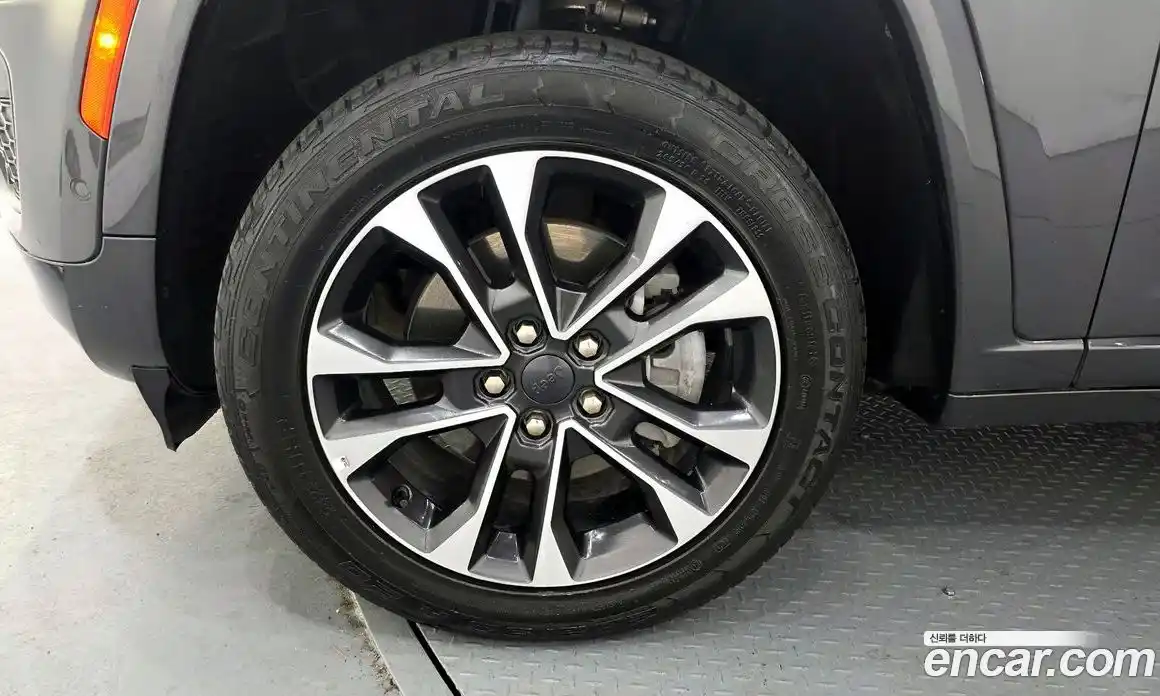 Jeep Cherokee 2022 3.6 Автомат в Москве № 534719, фото 5