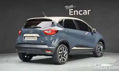 Renault QM3 2016 1.5 Автомат в Москве № 535702, миниатюра 2