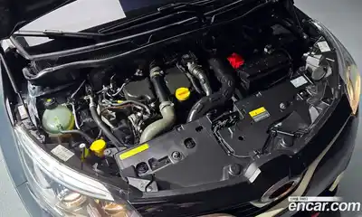 Renault QM3 2016 1.5 Автомат в Москве № 535702, миниатюра 6