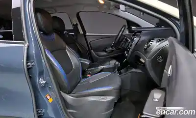 Renault QM3 2016 1.5 Автомат в Москве № 535702, миниатюра 10