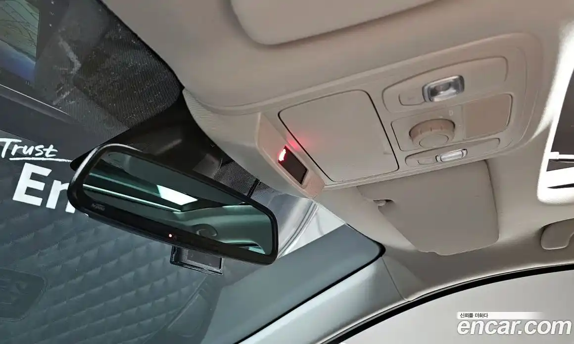 Renault SM6 2019 1.6 Автомат в Москве № 535871, фото 18