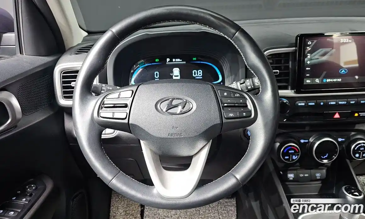 Hyundai Venue 2023 1.6 Автомат в Москве № 5365, фото 14