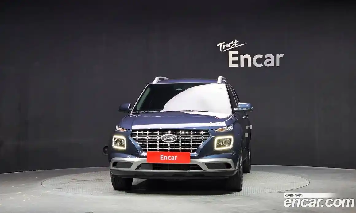 Hyundai Venue 2023 1.6 Автомат в Москве № 5365, фото 3