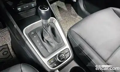 Hyundai Venue 2023 1.6 Автомат в Москве № 5365, миниатюра 9