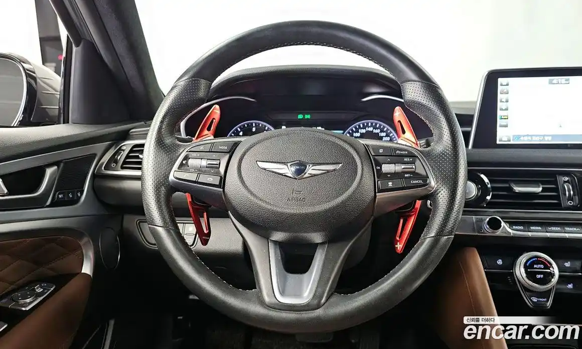 Genesis G70 2018 2.0 Автомат в Москве № 536611, фото 13