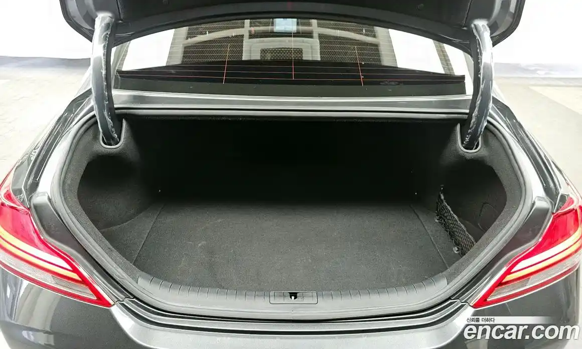 Genesis G70 2018 2.0 Автомат в Москве № 536611, фото 20