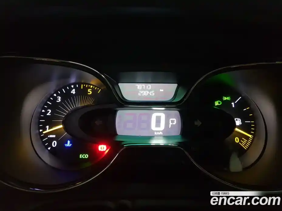 Renault QM3 2016 1.5 Автомат в Москве № 536877, фото 15