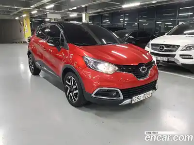 Renault QM3 2016 1.5 Автомат в Москве № 536877, миниатюра 5