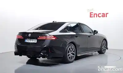 BMW 5-Series 2025 2.0 Автомат в Москве № 537882, миниатюра 2