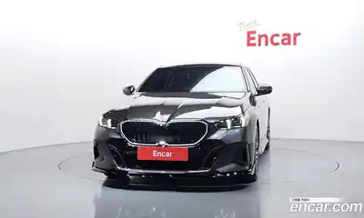 BMW 5-Series 2025 2.0 Автомат в Москве № 537882, миниатюра 3