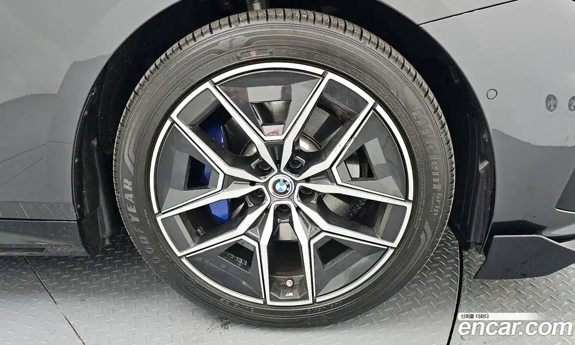 BMW 5-Series 2025 2.0 Автомат в Москве № 537882, фото 5