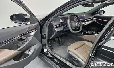 BMW 5-Series 2025 2.0 Автомат в Москве № 537901, миниатюра 11