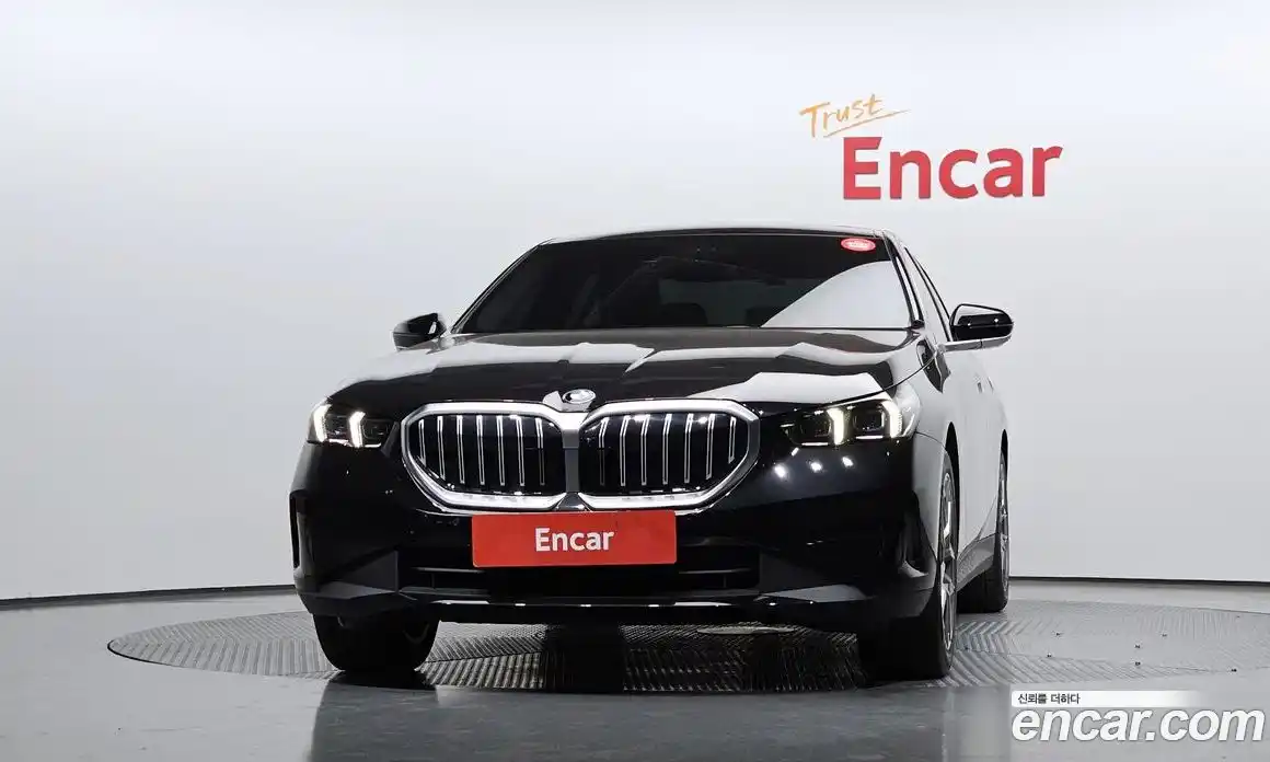 BMW 5-Series 2025 2.0 Автомат в Москве № 537901, фото 3