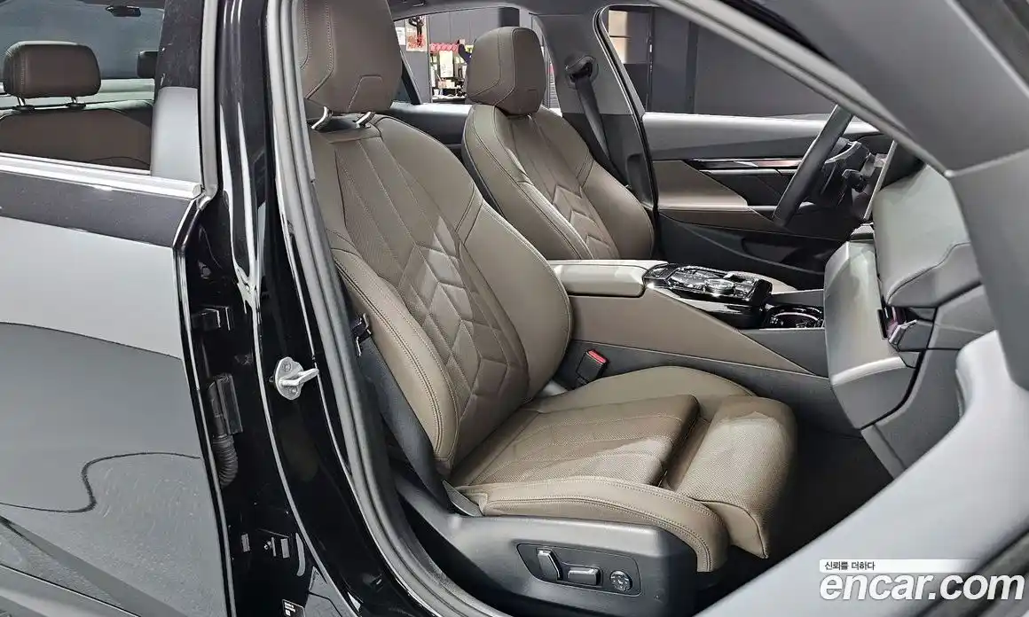 BMW 5-Series 2025 2.0 Автомат в Москве № 537901, фото 10