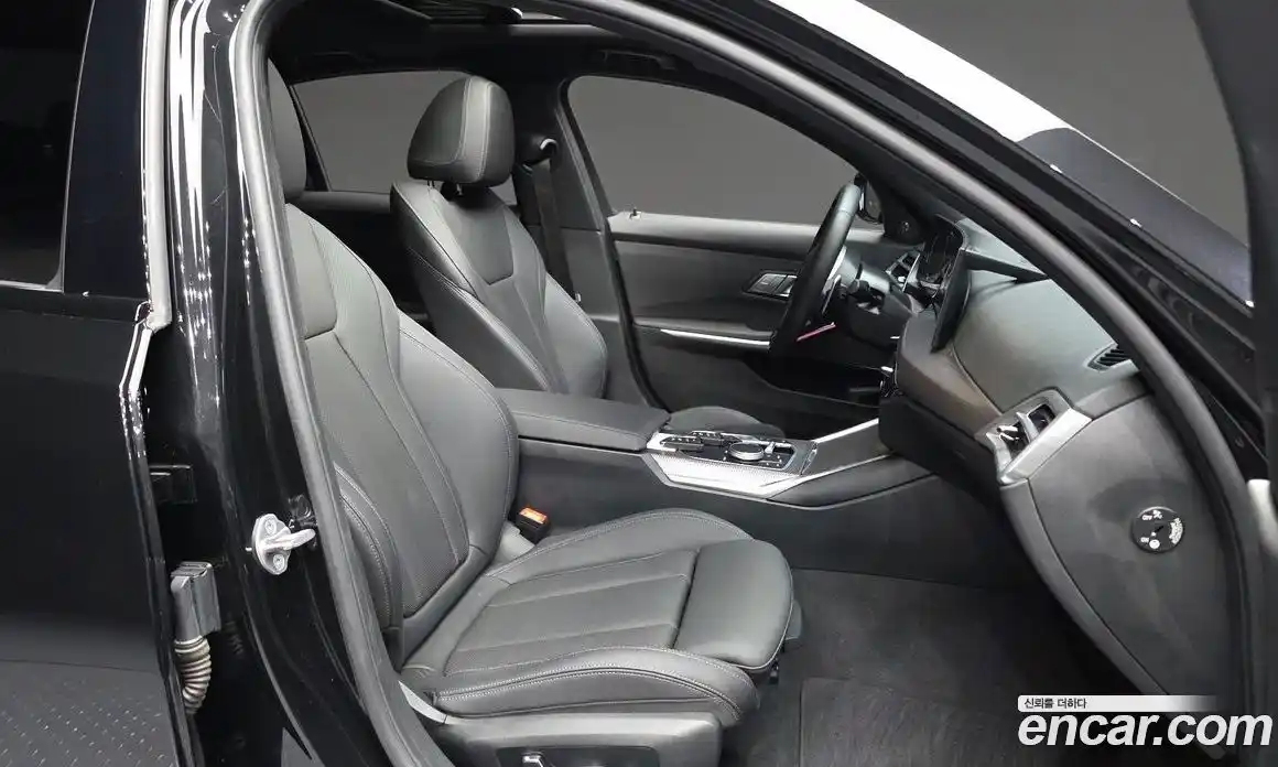 BMW 3-Series 2025 2.0 Автомат в Москве № 538127, фото 11