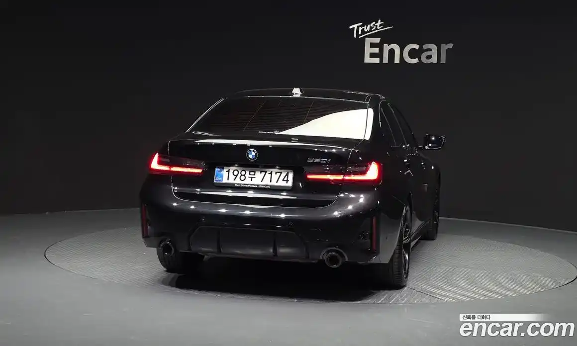 BMW 3-Series 2025 2.0 Автомат в Москве № 538127, фото 4