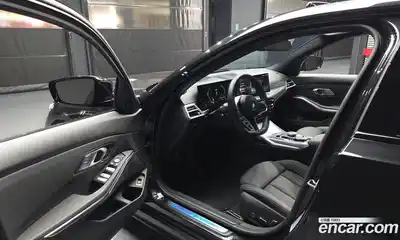 BMW 3-Series 2025 2.0 Автомат в Москве № 538127, миниатюра 10