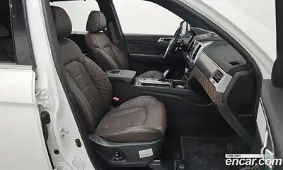SsangYong Rexton 2023 2.2 Автомат в Москве № 538447, миниатюра 11