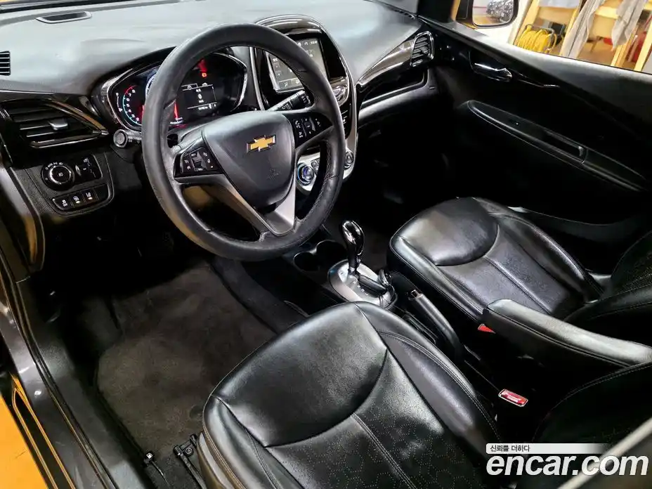 Chevrolet Spark 2016 1.0 Автомат в Москве № 540177, фото 15