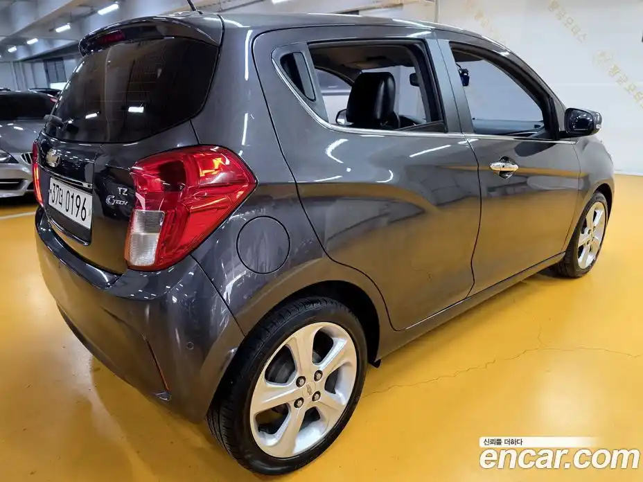 Chevrolet Spark 2016 1.0 Автомат в Москве № 540177, фото 18