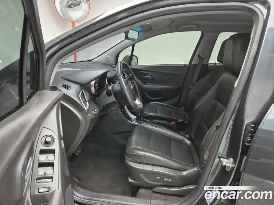 Chevrolet Trax 2018 1.4 Автомат в Москве № 540218, фото 11