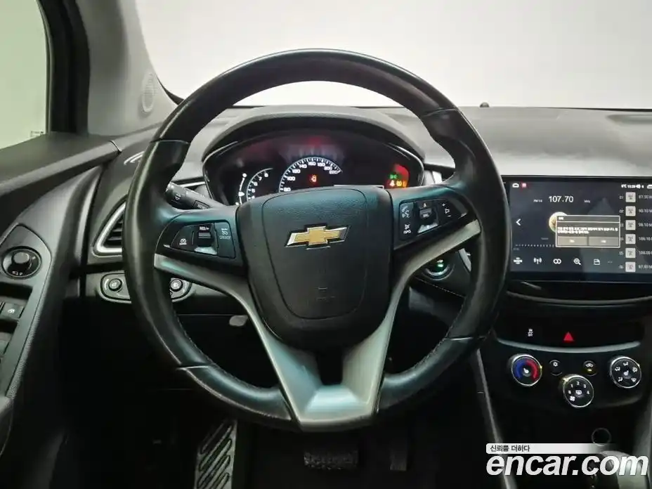 Chevrolet Trax 2018 1.4 Автомат в Москве № 540218, фото 9