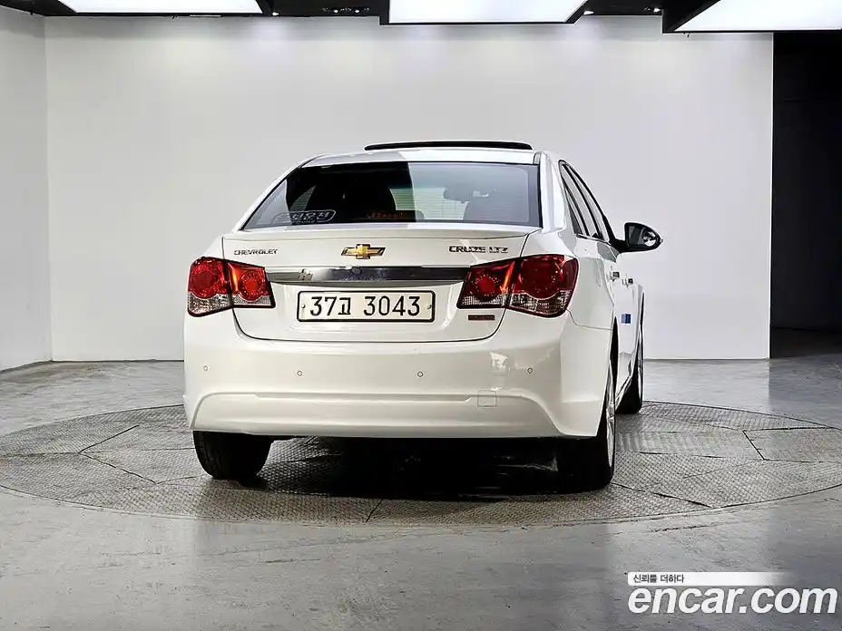 Chevrolet Cruze 2014 1.4 Автомат в Москве № 540397, фото 4
