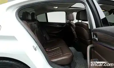 BMW 5-Series 2018 2.0 Автомат в Москве № 540890, миниатюра 12