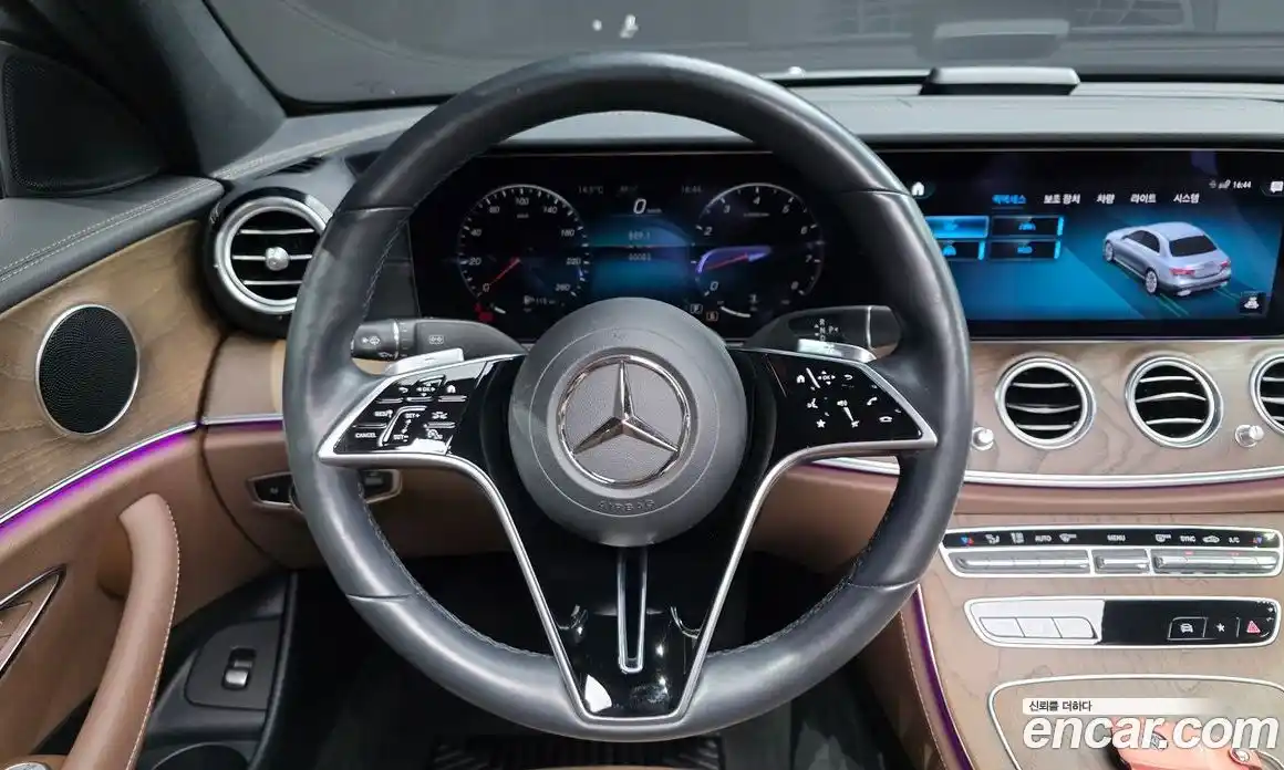 Mercedes-Benz E-Class 2021 2.0 Автомат в Москве № 542641, фото 13