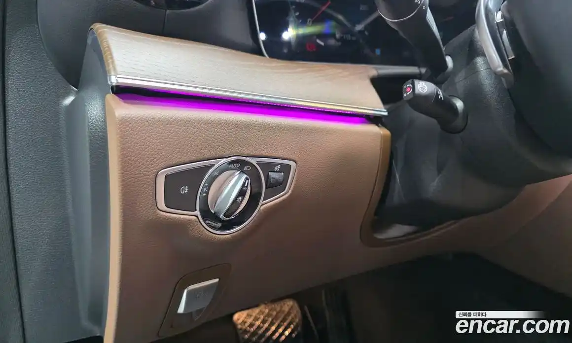 Mercedes-Benz E-Class 2021 2.0 Автомат в Москве № 542641, фото 19