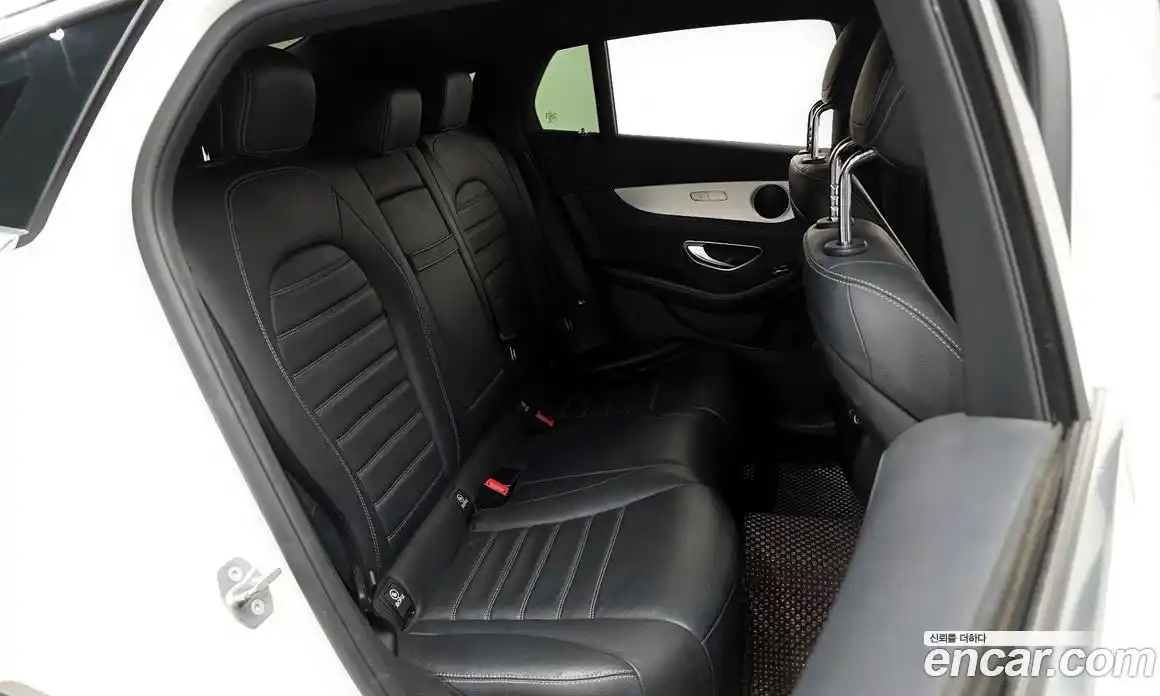 Mercedes-Benz GLC-Class 2018 2.1 Автомат в Москве № 543333, фото 12