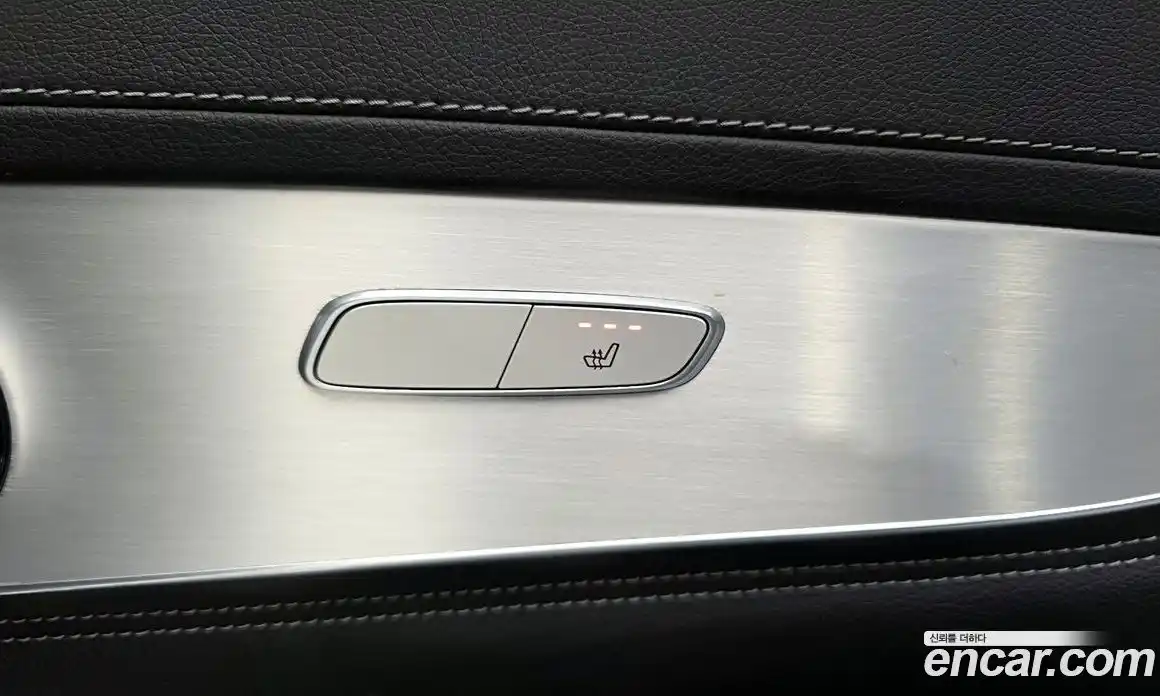 Mercedes-Benz GLC-Class 2018 2.1 Автомат в Москве № 543333, фото 19