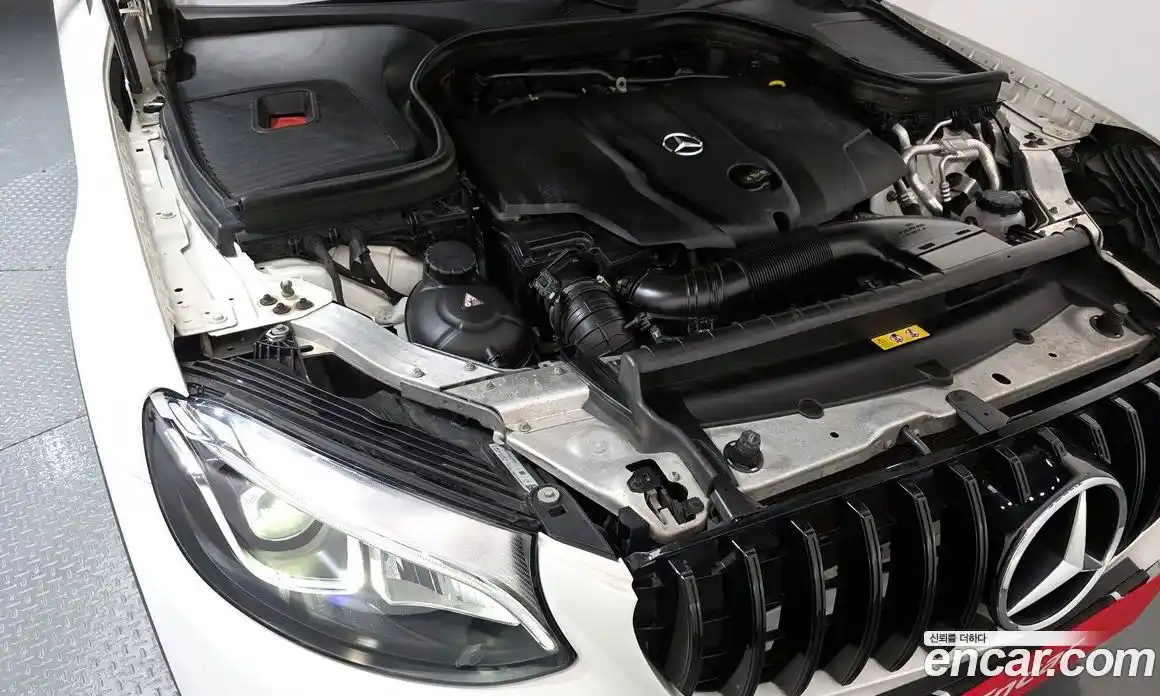 Mercedes-Benz GLC-Class 2018 2.1 Автомат в Москве № 543333, фото 6